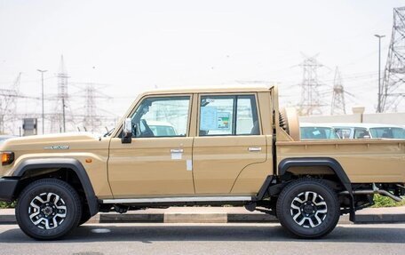 Toyota Land Cruiser 70, 2025 год, 7 836 000 рублей, 5 фотография