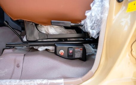 Toyota Land Cruiser 70, 2025 год, 7 836 000 рублей, 12 фотография