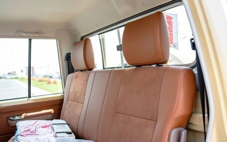 Toyota Land Cruiser 70, 2025 год, 7 836 000 рублей, 16 фотография