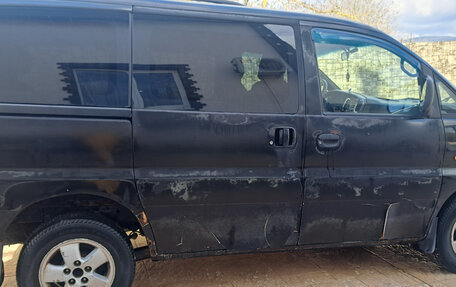 Hyundai Starex I рестайлинг, 2004 год, 500 000 рублей, 4 фотография