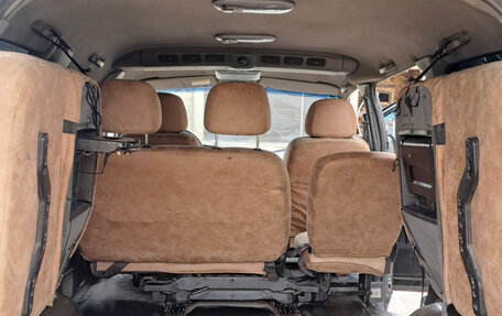 Hyundai Starex I рестайлинг, 2004 год, 500 000 рублей, 8 фотография