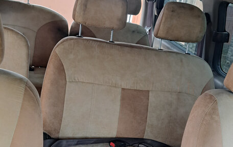 Hyundai Starex I рестайлинг, 2004 год, 500 000 рублей, 11 фотография