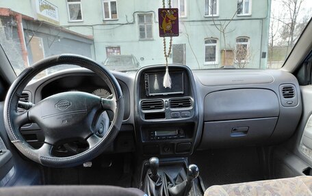 Nissan Navara (Frontier), 2000 год, 350 000 рублей, 6 фотография