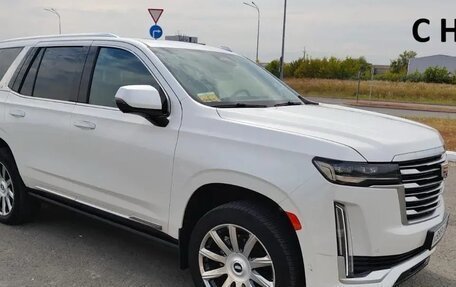 Cadillac Escalade V, 2022 год, 10 200 000 рублей, 3 фотография