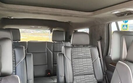 Cadillac Escalade V, 2022 год, 10 200 000 рублей, 26 фотография