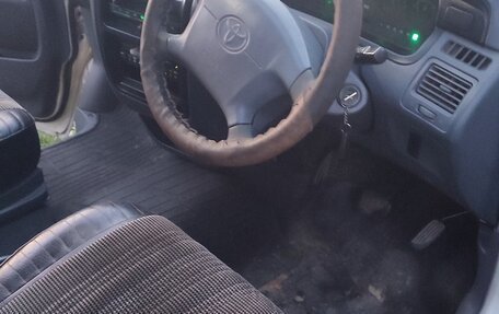 Toyota Town Ace III, 1998 год, 580 000 рублей, 3 фотография