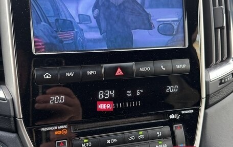 Toyota Land Cruiser 200, 2017 год, 7 500 000 рублей, 17 фотография