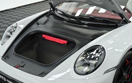 Porsche 911, 2026 год, 33 500 000 рублей, 23 фотография