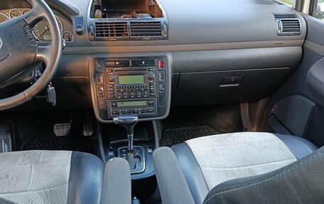 Volkswagen Sharan I рестайлинг, 2003 год, 430 000 рублей, 6 фотография