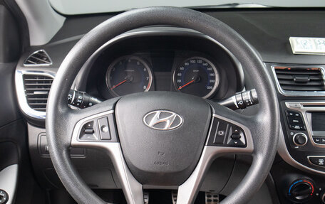 Hyundai Solaris II рестайлинг, 2016 год, 1 099 000 рублей, 10 фотография