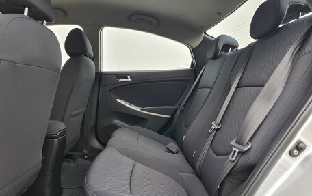 Hyundai Solaris II рестайлинг, 2013 год, 800 000 рублей, 11 фотография