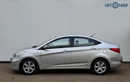 Hyundai Solaris II рестайлинг, 2013 год, 800 000 рублей, 8 фотография