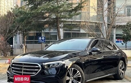 Mercedes-Benz E-Класс, 2024 год, 6 890 123 рублей, 3 фотография