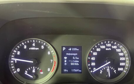 Hyundai Tucson III, 2019 год, 2 368 000 рублей, 18 фотография