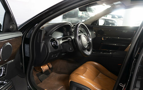 Jaguar XJ IV (X351), 2017 год, 2 825 000 рублей, 7 фотография