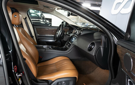 Jaguar XJ IV (X351), 2017 год, 2 825 000 рублей, 10 фотография