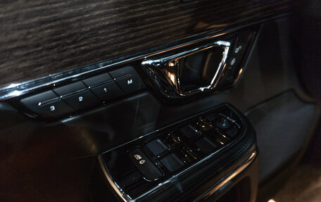 Jaguar XJ IV (X351), 2017 год, 2 825 000 рублей, 18 фотография
