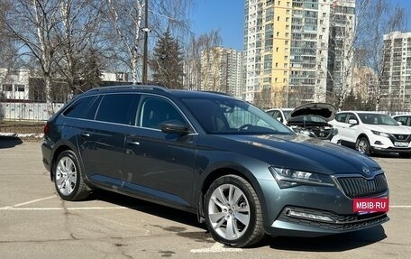 Skoda Superb III рестайлинг, 2021 год, 2 900 000 рублей, 3 фотография