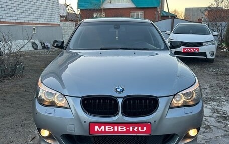 BMW 5 серия, 2003 год, 1 300 000 рублей, 1 фотография