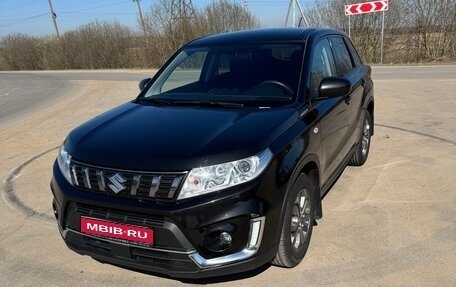 Suzuki Vitara II рестайлинг, 2021 год, 2 100 000 рублей, 1 фотография