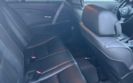 BMW 5 серия, 2003 год, 1 300 000 рублей, 11 фотография