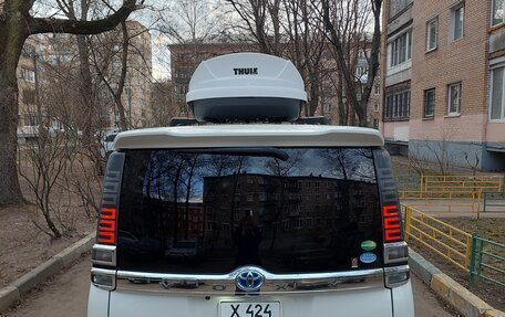 Toyota Voxy III, 2019 год, 2 699 000 рублей, 5 фотография