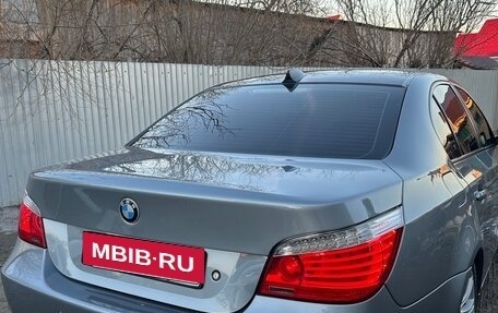 BMW 5 серия, 2003 год, 1 300 000 рублей, 2 фотография