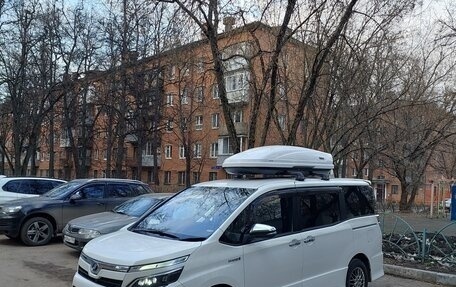 Toyota Voxy III, 2019 год, 2 699 000 рублей, 26 фотография