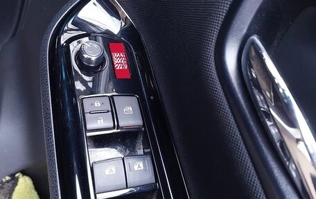 Toyota Voxy III, 2019 год, 2 699 000 рублей, 14 фотография