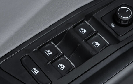 Volkswagen T-Roc I, 2025 год, 2 290 000 рублей, 19 фотография