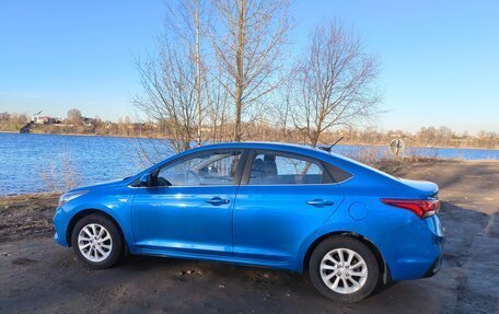 Hyundai Solaris II рестайлинг, 2018 год, 1 075 000 рублей, 5 фотография