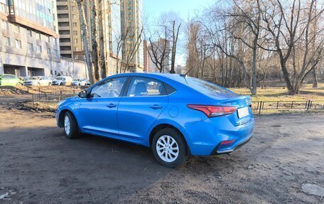 Hyundai Solaris II рестайлинг, 2018 год, 1 075 000 рублей, 6 фотография