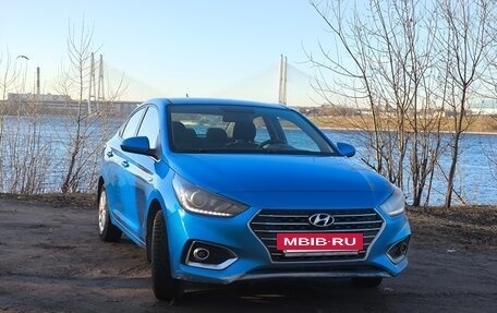 Hyundai Solaris II рестайлинг, 2018 год, 1 075 000 рублей, 2 фотография