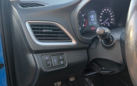 Hyundai Solaris II рестайлинг, 2018 год, 1 075 000 рублей, 11 фотография