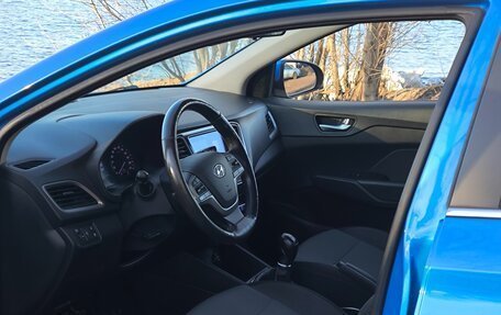 Hyundai Solaris II рестайлинг, 2018 год, 1 075 000 рублей, 10 фотография