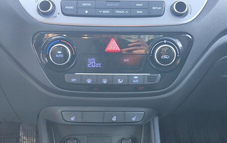 Hyundai Solaris II рестайлинг, 2018 год, 1 075 000 рублей, 13 фотография