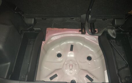 Toyota Vitz, 2005 год, 500 000 рублей, 3 фотография