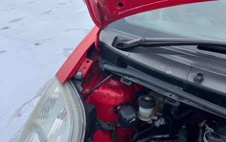 Toyota Vitz, 2005 год, 500 000 рублей, 8 фотография