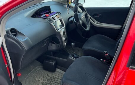 Toyota Vitz, 2005 год, 500 000 рублей, 16 фотография