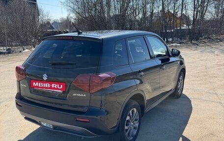 Suzuki Vitara II рестайлинг, 2021 год, 2 100 000 рублей, 3 фотография