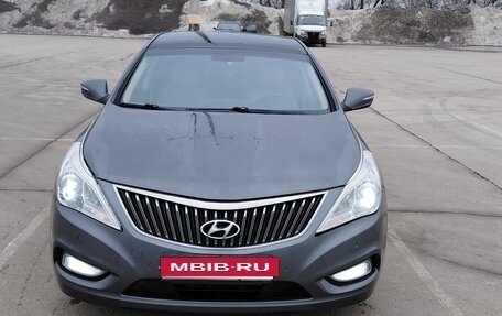 Hyundai Grandeur, 2012 год, 900 000 рублей, 31 фотография
