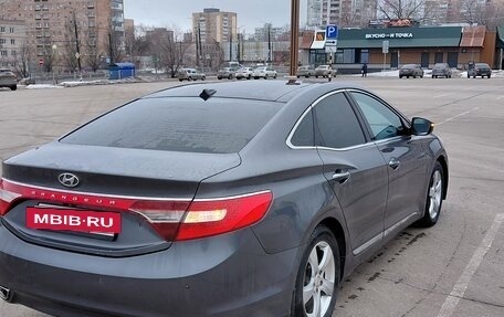Hyundai Grandeur, 2012 год, 900 000 рублей, 28 фотография
