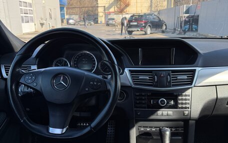 Mercedes-Benz E-Класс, 2011 год, 1 140 000 рублей, 8 фотография