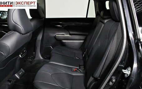 Toyota Highlander, 2026 год, 6 440 000 рублей, 22 фотография