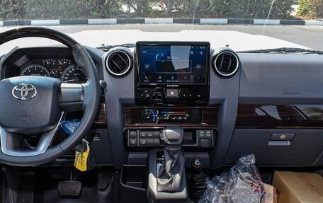 Toyota Land Cruiser 70, 2025 год, 7 836 000 рублей, 8 фотография