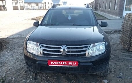 Renault Duster I рестайлинг, 2014 год, 750 000 рублей, 1 фотография