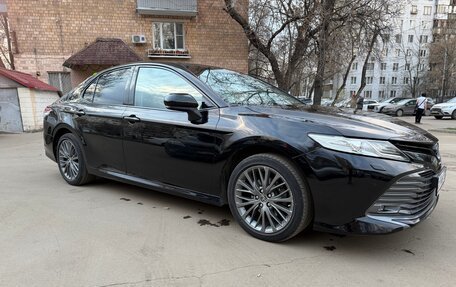 Toyota Camry, 2019 год, 3 300 000 рублей, 7 фотография