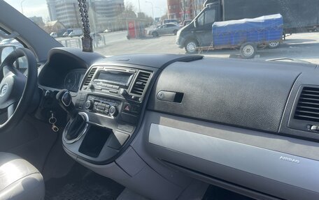 Volkswagen Multivan T5, 2012 год, 2 300 000 рублей, 5 фотография