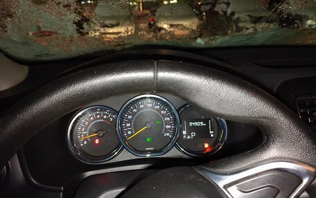 Renault Logan II, 2019 год, 450 000 рублей, 8 фотография