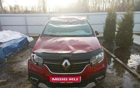 Renault Logan II, 2019 год, 450 000 рублей, 3 фотография